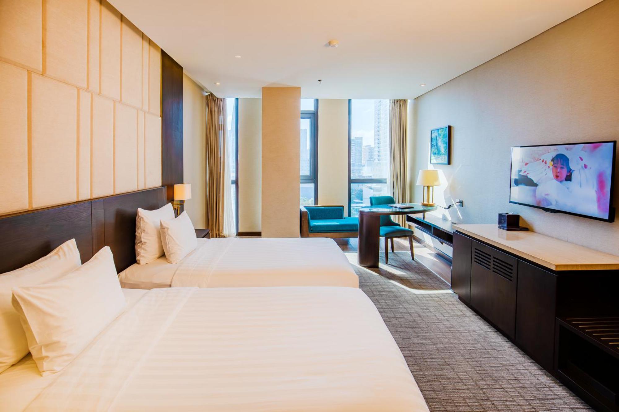 New Orient Khách sạn 4*